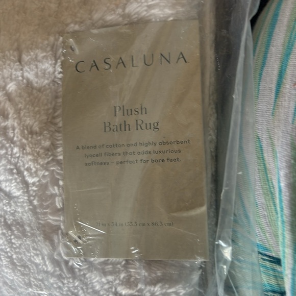 Ultra Soft Tufted Bath Rug - Casaluna™ 21x34” - Picture 4 of 5